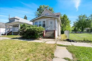 321 W 114th St, Chicago, IL 60628 - Photo 1
