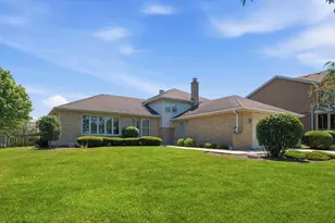 17019 Bedford Ln, Tinley Park, IL 60477 - Photo 1