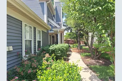 1045 Talbots Lane #1045, Elk Grove Village, IL 60007 - Photo 3