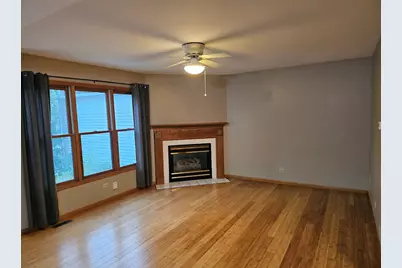 2017 Thornwood Circle, Saint Charles, IL 60174 - Photo 7