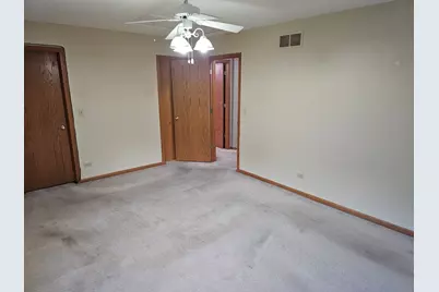 2017 Thornwood Circle, Saint Charles, IL 60174 - Photo 13