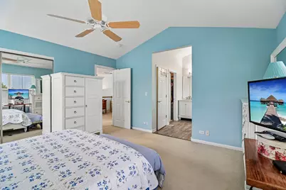 2909 Langston Circle, Saint Charles, IL 60175 - Photo 13
