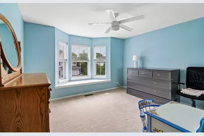 2909 Langston Circle, Saint Charles, IL 60175 - Photo 15