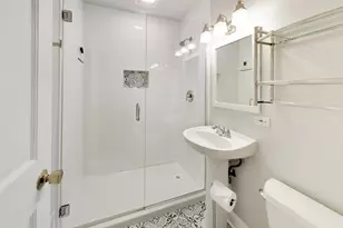 708 N Summit St, Wheaton, IL 60187 - Photo 17