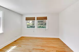 708 N Summit St, Wheaton, IL 60187 - Photo 25