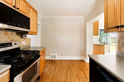 708 N Summit Street, Wheaton, IL 60187 - Photo 13