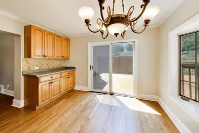 708 N Summit Street, Wheaton, IL 60187 - Photo 9