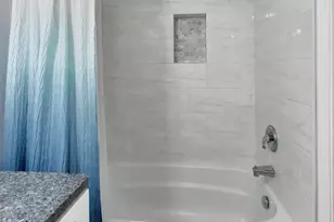 708 N Summit St, Wheaton, IL 60187 - Photo 29
