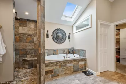 2 N Richmond Court, Lake Zurich, IL 60047 - Photo 17