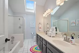 2 N Richmond Ct, Lake Zurich, IL 60047 - Photo 25