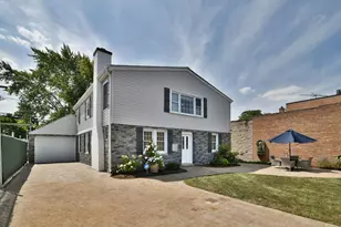 8211 W Grand Ave, River Grove, IL 60171 - Photo 1