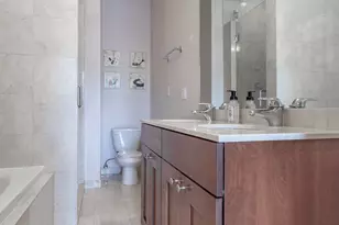 1126 W Fullerton Ave, Chicago, IL 60614 - Photo 19