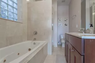1126 W Fullerton Ave, Chicago, IL 60614 - Photo 19