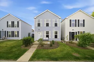 729 Four Seasons Blvd, Aurora, IL 60504 - Photo 1