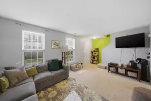 729 Four Seasons Blvd, Aurora, IL 60504 - Photo 5