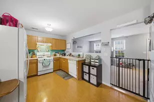 729 Four Seasons Blvd, Aurora, IL 60504 - Photo 9