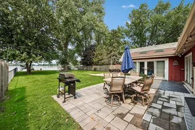 35672 N Sheridan Drive, Fox Lake, IL 60020 - Photo 35