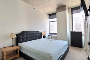 235 W Van Buren St, Chicago, IL 60607 - Photo 11