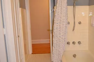 1055 W North Shore Ave, Chicago, IL 60626 - Photo 13