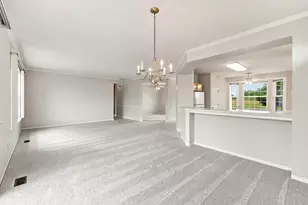 12352 Cold Springs Dr, Huntley, IL 60142 - Photo 9