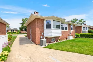 1606 Kensington Ave, Westchester, IL 60154 - Photo 25