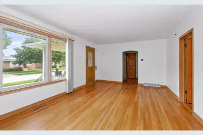 1606 Kensington Avenue, Westchester, IL 60154 - Photo 5