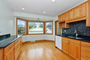 1606 Kensington Ave, Westchester, IL 60154 - Photo 7