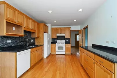 1606 Kensington Avenue, Westchester, IL 60154 - Photo 9