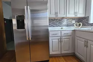 7526 N Ridge Blvd, Chicago, IL 60645 - Photo 9