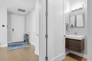 236 S Racine Ave, Chicago, IL 60607 - Photo 23