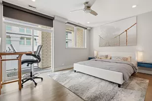 236 S Racine Ave, Chicago, IL 60607 - Photo 15