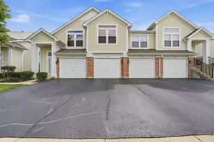 1117 Hawthorne Ln, Elk Grove Village, IL 60007 - Photo 1