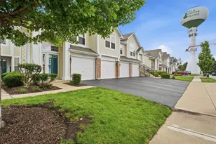 1117 Hawthorne Ln, Elk Grove Village, IL 60007 - Photo 3