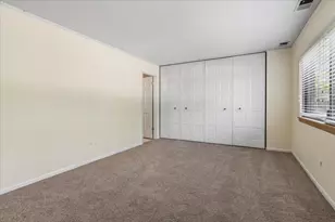 925 Spring Hill Dr, Northbrook, IL 60062 - Photo 15