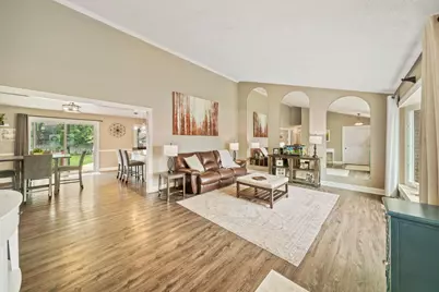 5N506 Santa Fe Trail, Bloomingdale, IL 60108 - Photo 3