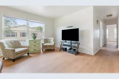 883 Wellington Avenue #61, Elk Grove Village, IL 60007 - Photo 5