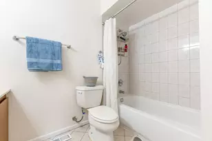883 Wellington Ave, Elk Grove Village, IL 60007 - Photo 17