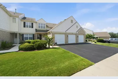 1719 Autumn Avenue #C, Schaumburg, IL 60193 - Photo 1