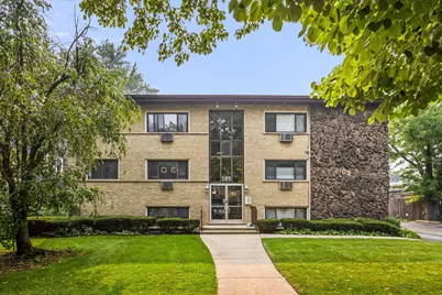 109 S Elmwood Avenue #2, Oak Park, IL 60302 - Photo 1