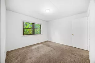 109 S Elmwood Ave, Oak Park, IL 60302 - Photo 11
