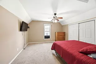 344 N Worth Ave, Elgin, IL 60123 - Photo 17