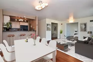 1640 Maple Ave, Evanston, IL 60201 - Photo 3