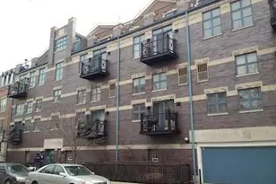 867 W Buckingham Pl, Chicago, IL 60657 - Photo 1