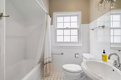 5940 N Knox Avenue, Chicago, IL 60646 - Photo 19