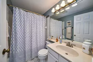 64 Whittington Course, Saint Charles, IL 60174 - Photo 23