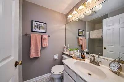64 Whittington Course, Saint Charles, IL 60174 - Photo 21