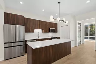 4721 S Ingleside Ave, Chicago, IL 60615 - Photo 9
