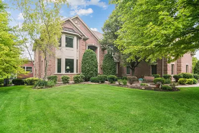 8 Rose Lane, Hawthorn Woods, IL 60047 - Photo 1