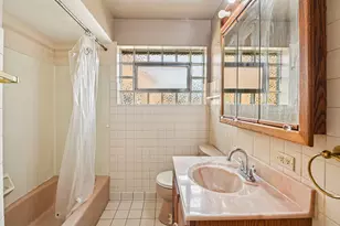 8853 S Troy Ave, Evergreen Park, IL 60805 - Photo 9