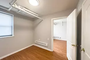 5748 N Winthrop Ave, Chicago, IL 60660 - Photo 15